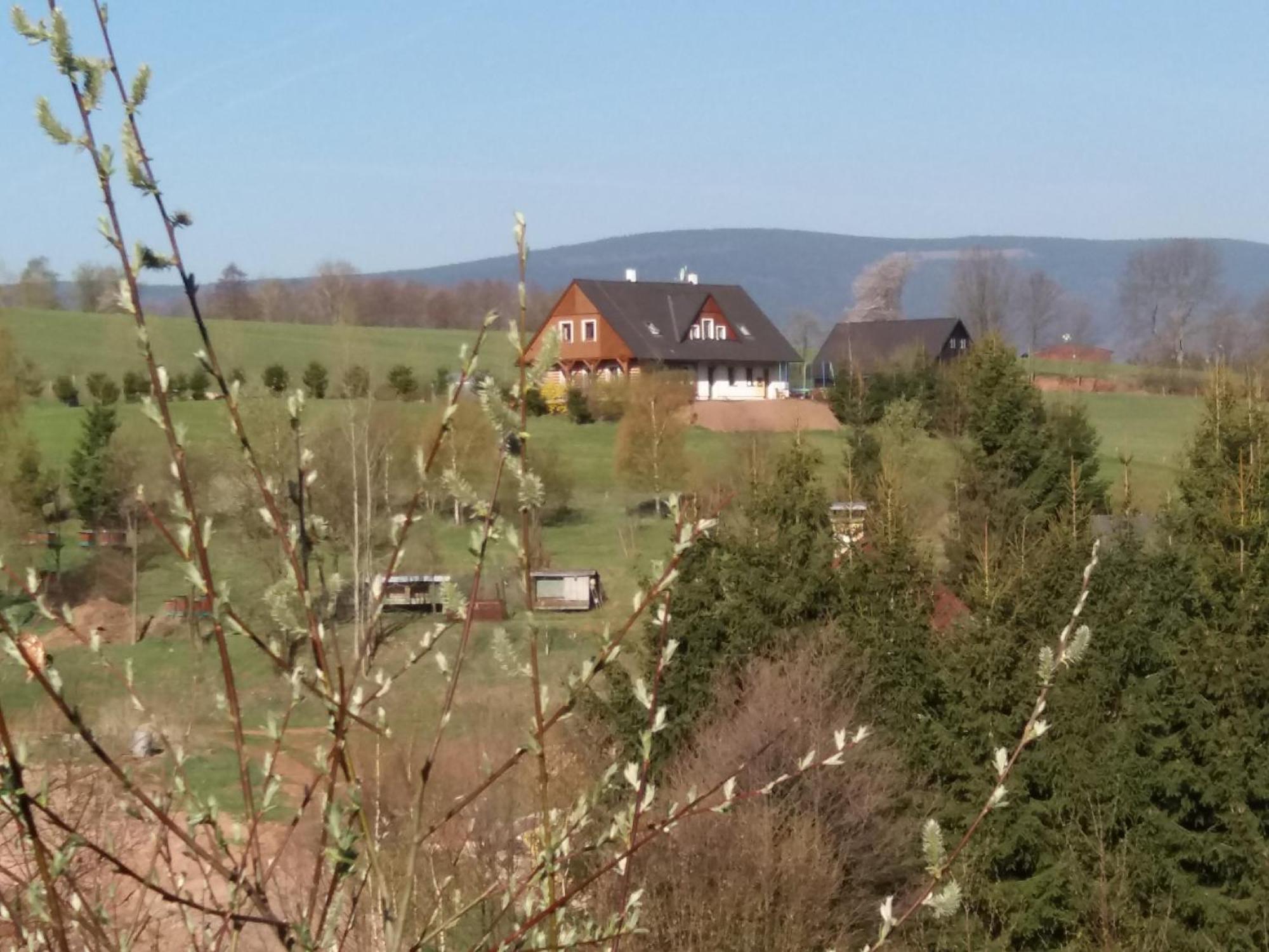 Apartman V Chaloupce Na Vrsku Bernsdorf Zewnętrze zdjęcie