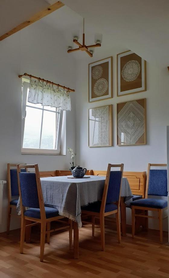 Apartman V Chaloupce Na Vrsku Bernsdorf Zewnętrze zdjęcie